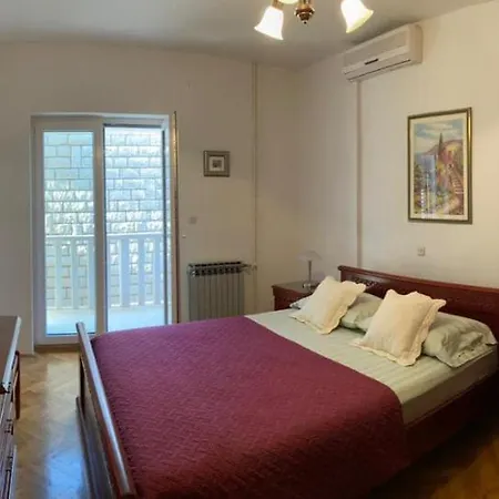 Apartment Ruskamen Sea View *